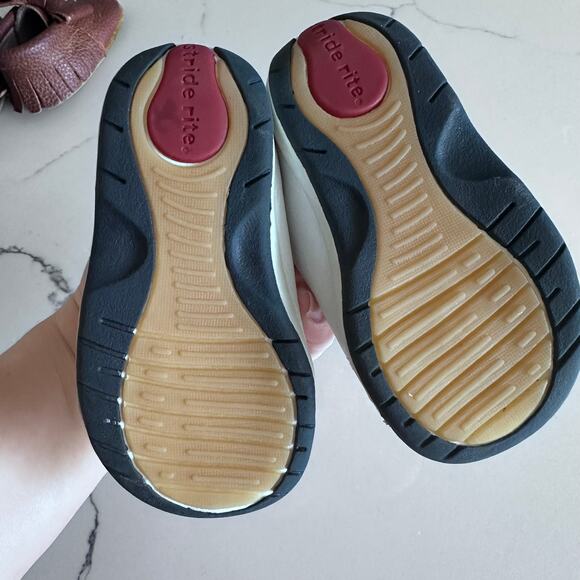 Stride Rite Walker White Leather High Top Sneakers - Size 5 - Picture 5 of 7